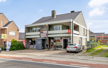 Gebouw voor gemengd gebruik te koop in Kinrooi