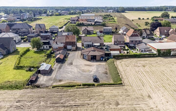 Gebouw voor gemengd gebruik te koop in Oudsbergen